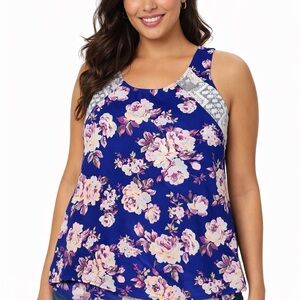 NWT Beautiful Blue & Purple Floral Lace Top. Small